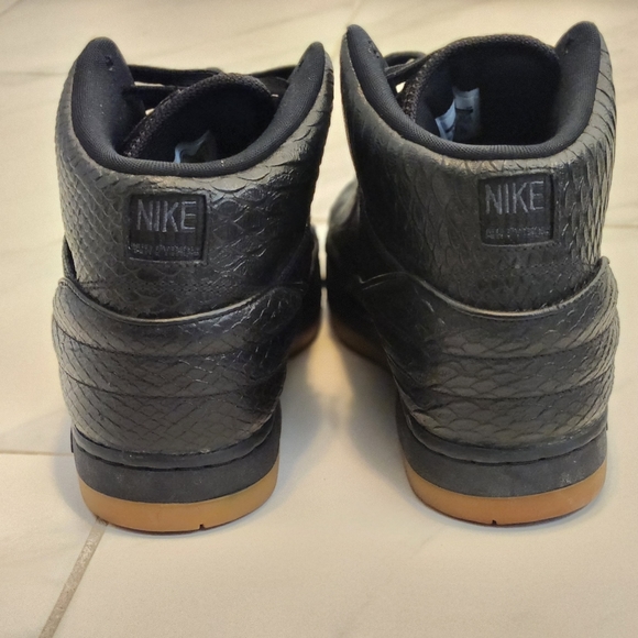 Nike Air Python - Picture 3 of 5